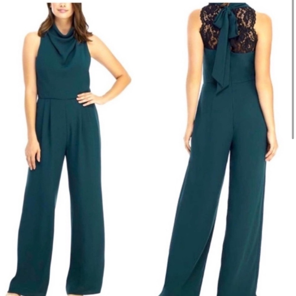 NWOT Gal Meets Glam Wide Leg Jumpsuit